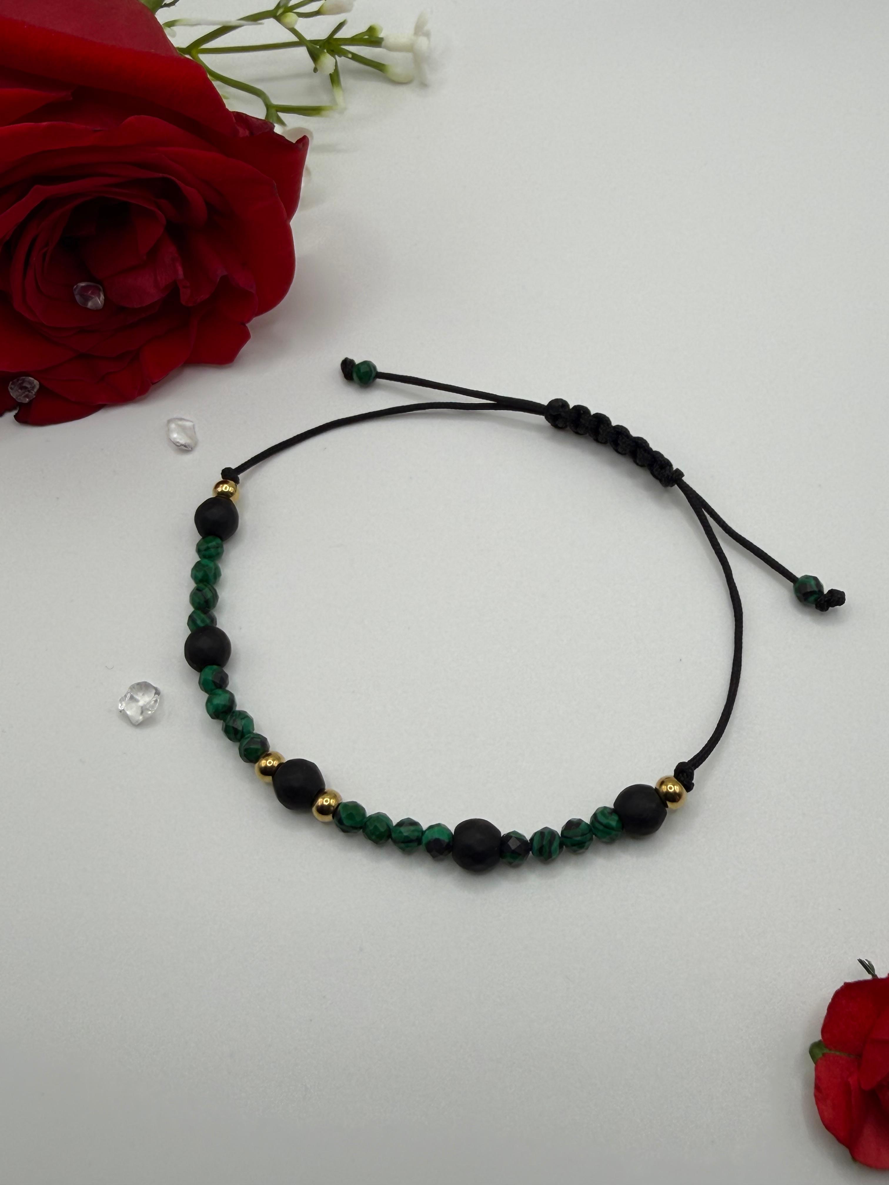 Bransoletka z onyksu i malachitu wzór V ręcznie robiona — kamienie naturalne na prezent AgereArt